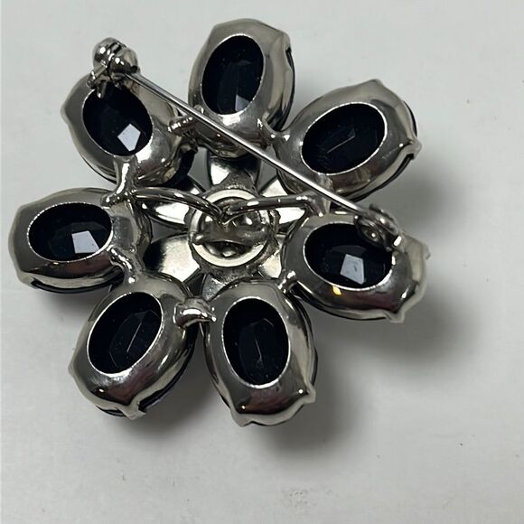 VTG French Jet Black Flower Brooch Set of 3 Silver tone Mourning Faceted - Picture 5 of 11